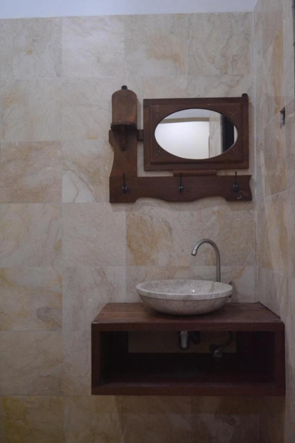 Hotel Batukaras Kalaras المظهر الخارجي الصورة
