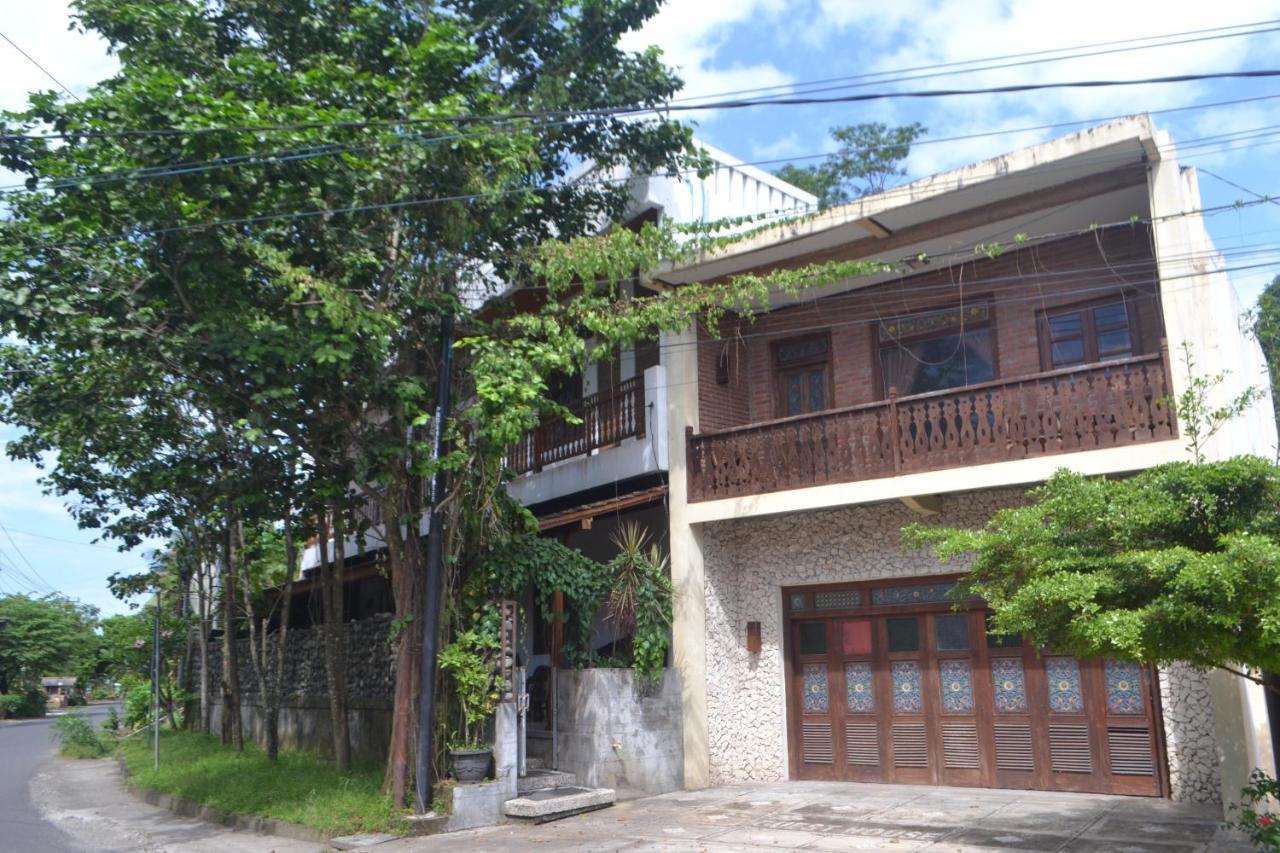 Hotel Batukaras Kalaras المظهر الخارجي الصورة