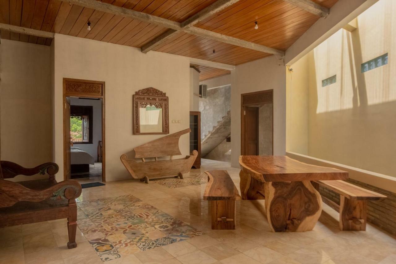 Hotel Batukaras Kalaras المظهر الخارجي الصورة
