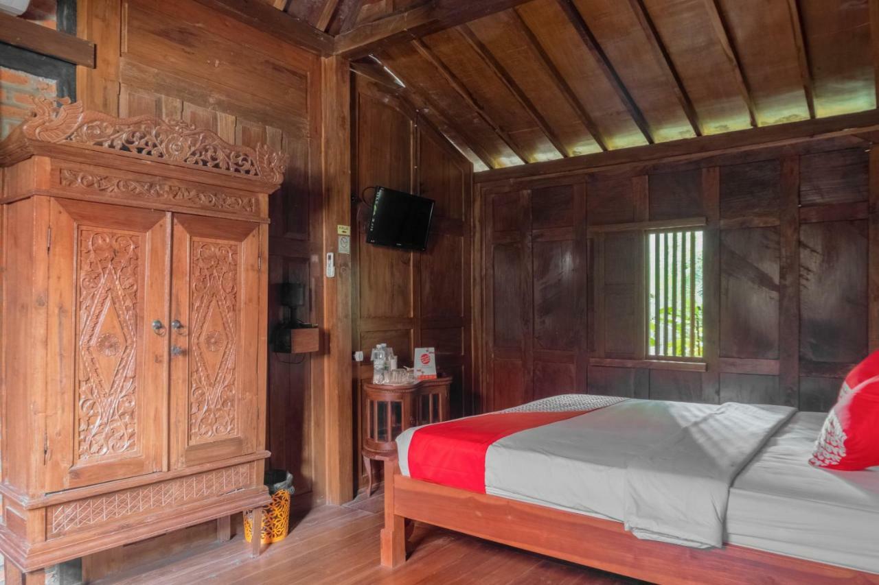 Hotel Batukaras Kalaras المظهر الخارجي الصورة