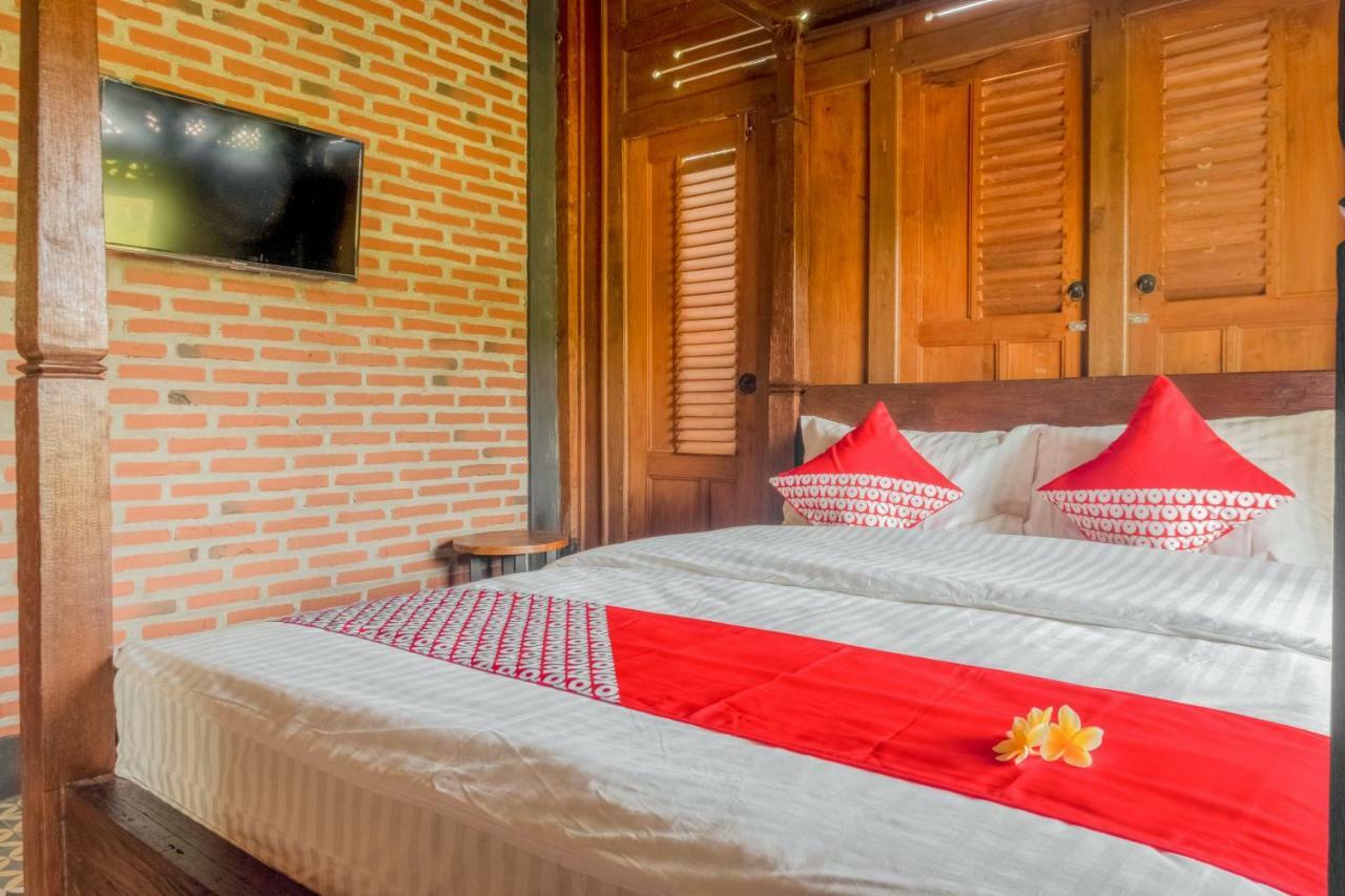 Hotel Batukaras Kalaras المظهر الخارجي الصورة