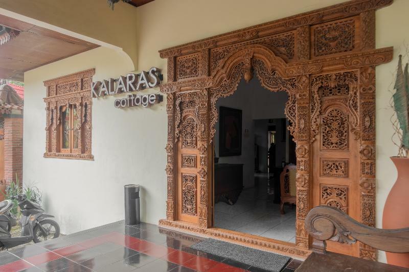 Hotel Batukaras Kalaras المظهر الخارجي الصورة